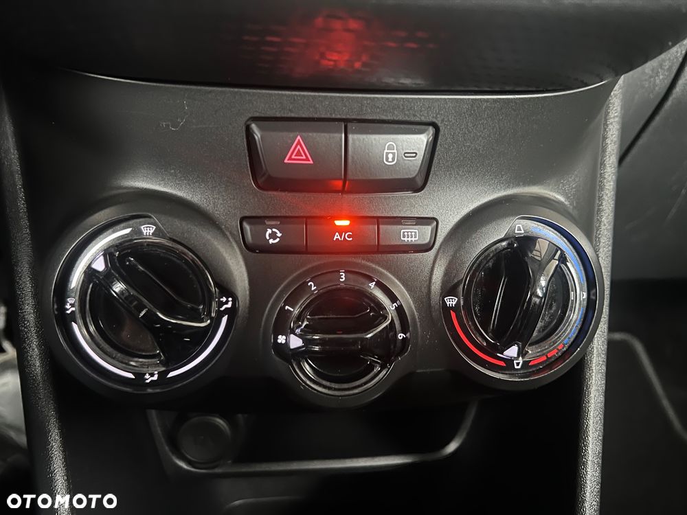 Peugeot 2008 PureTech 82 Allure - 32