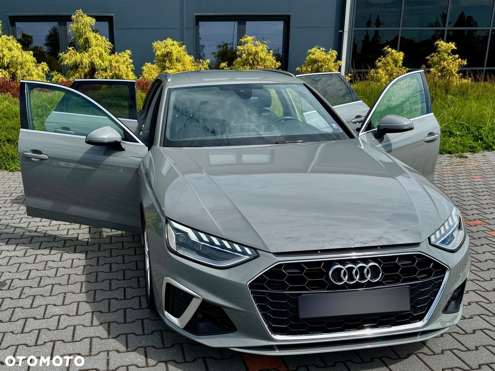 Audi A4 Avant 40 TFSI S tronic S line - 2