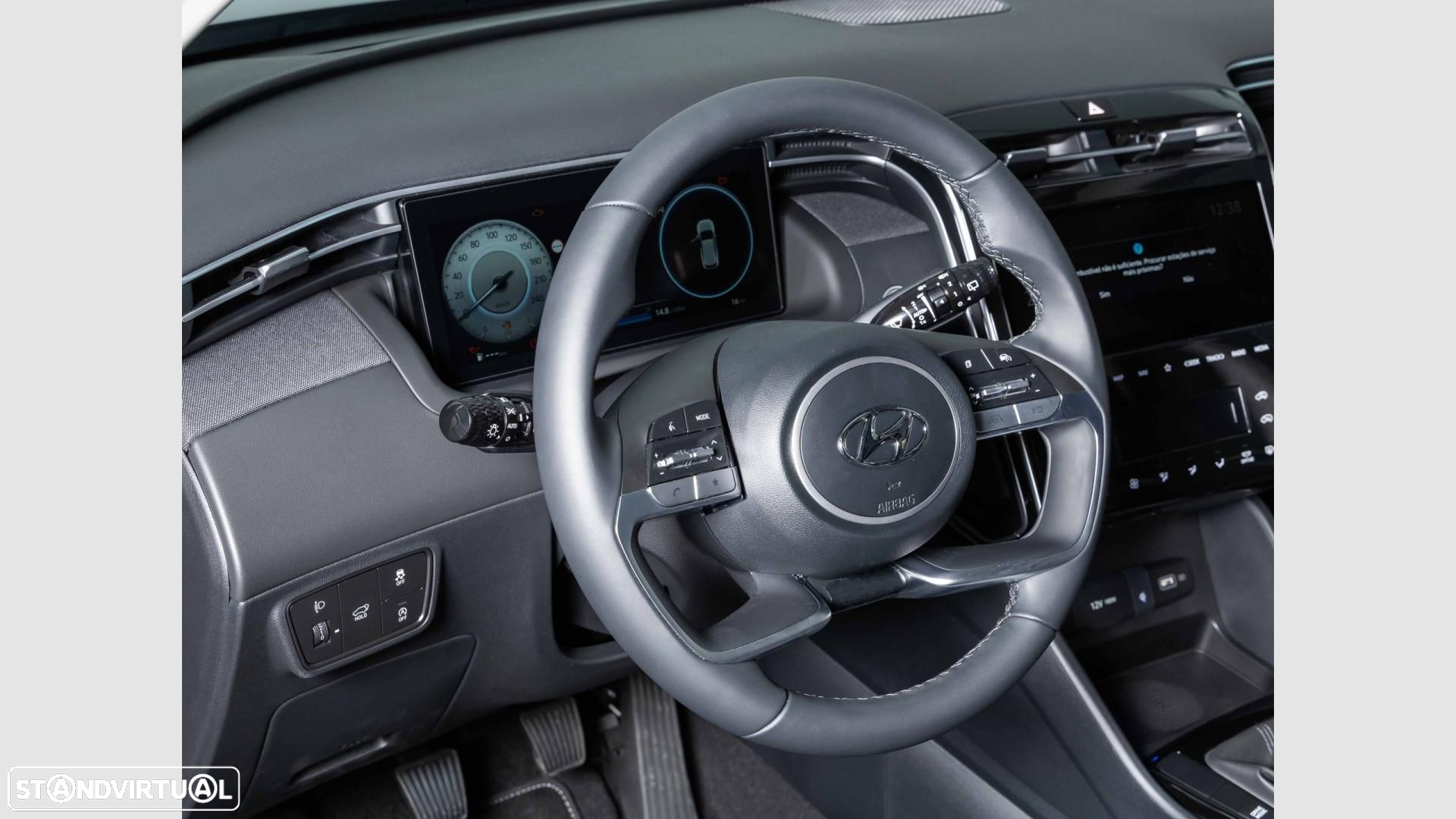 Hyundai Tucson - 11