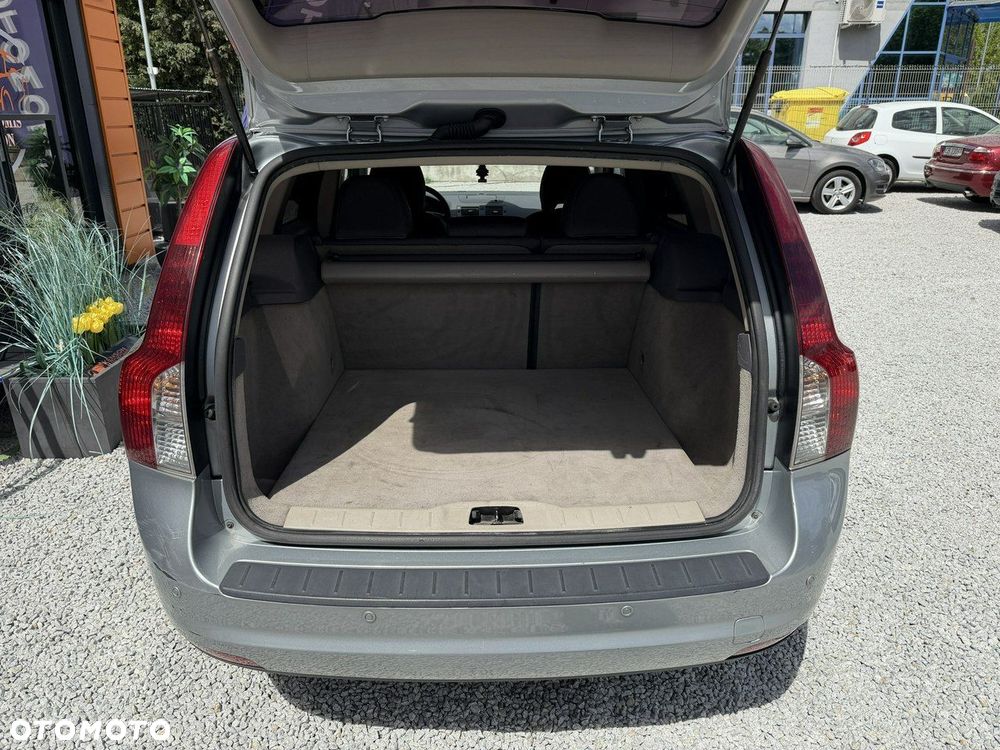 Volvo V50 - 30