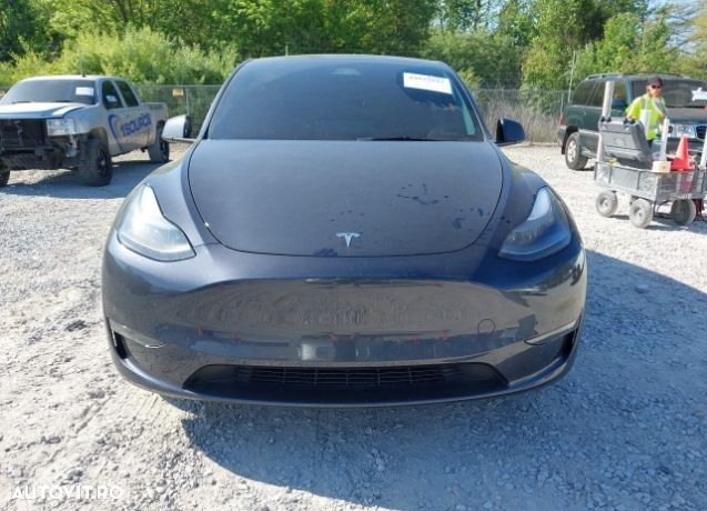 Tesla Model Y Long Range RWD - 7