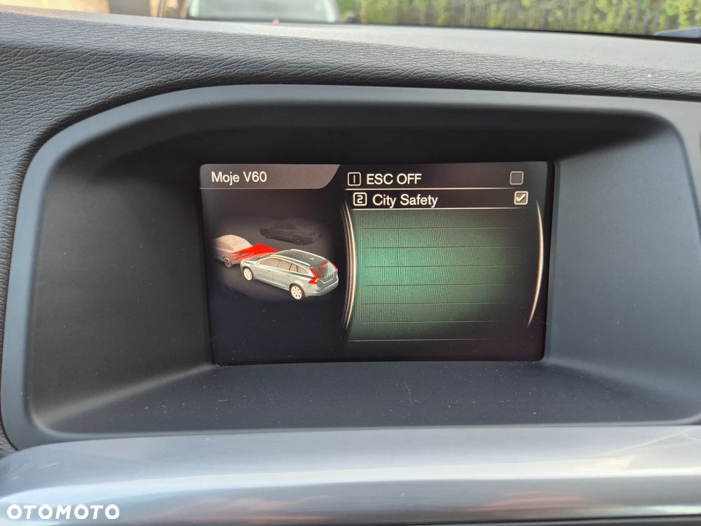 Volvo V60 D2 Drive-E Momentum - 16