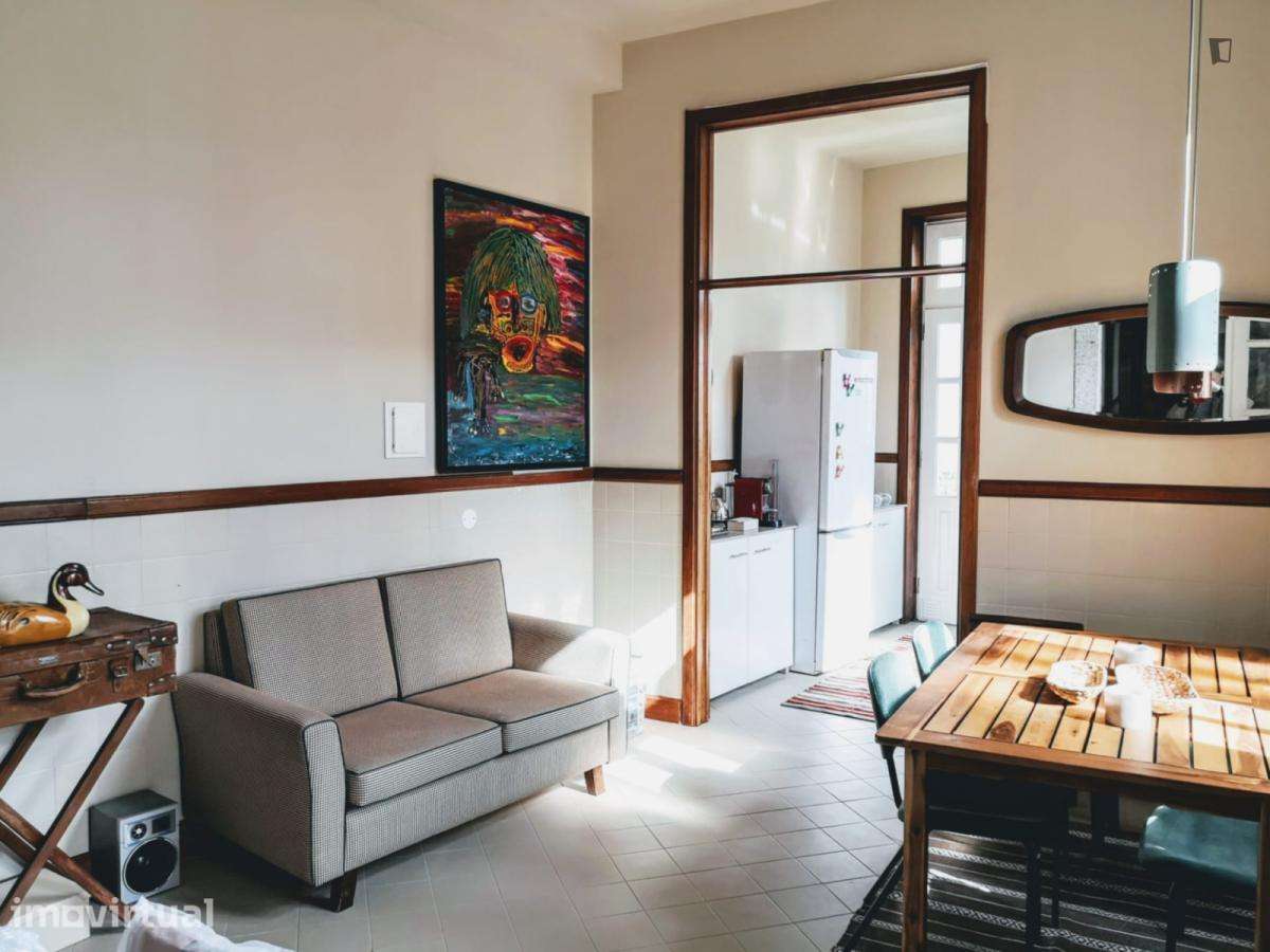Quarto - localizado em Sé de Braga e São Lázaro Braga - Grande imagem: 2/17