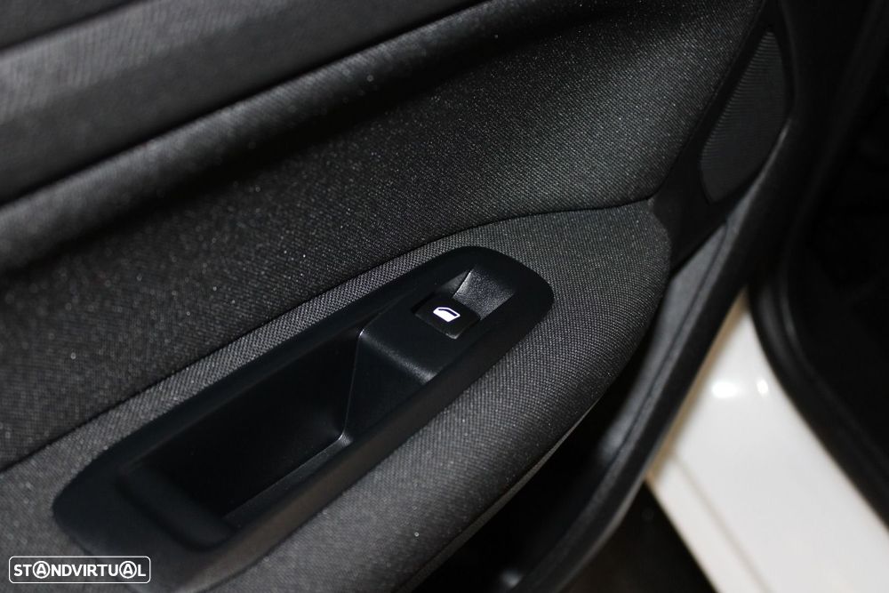 Peugeot 308 1.5 BlueHDi Business Line - 24