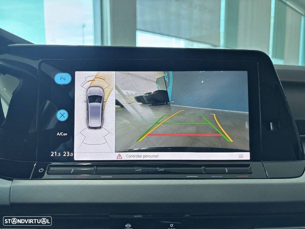 VW Golf 2.0 TDI Life - 17