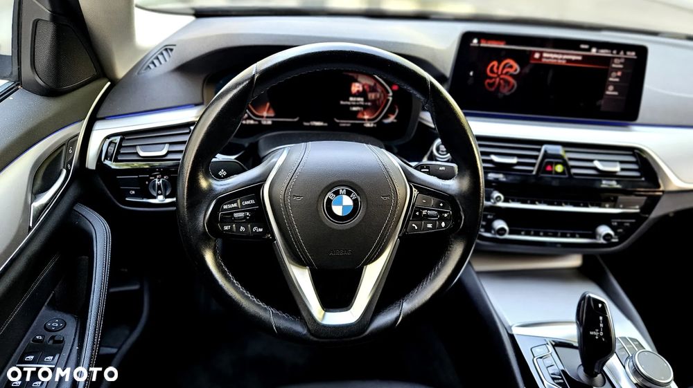 BMW Seria 5 520d xDrive MHEV Business Edition sport - 13