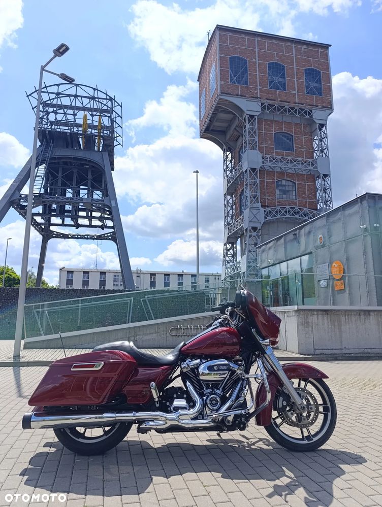 Harley-Davidson Touring Street Glide - 7