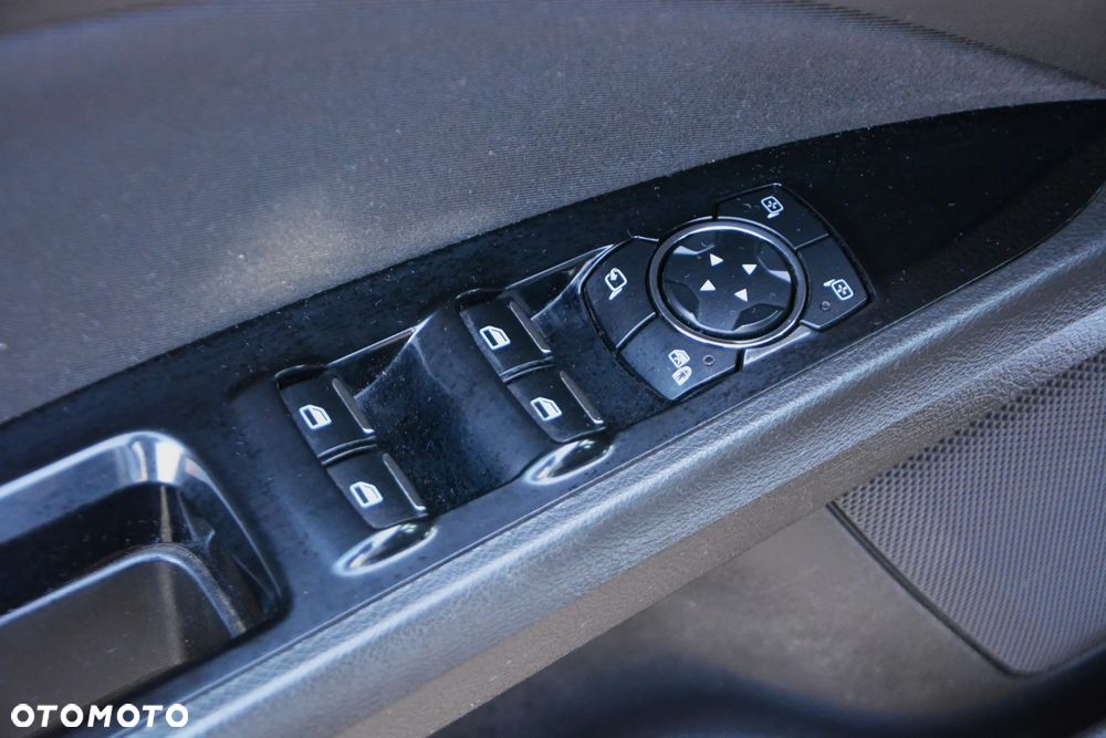 Ford Mondeo SW 1.5 TDCi S&S Titanium - 35