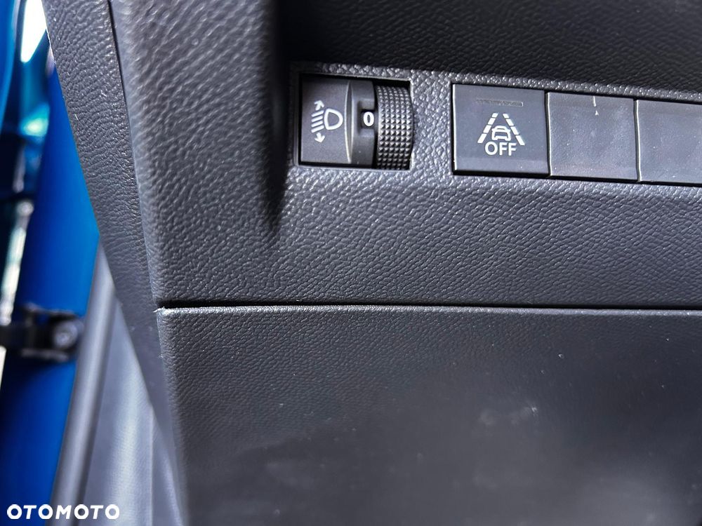 Peugeot 208 1.2 PureTech Allure S&S EAT8 - 17