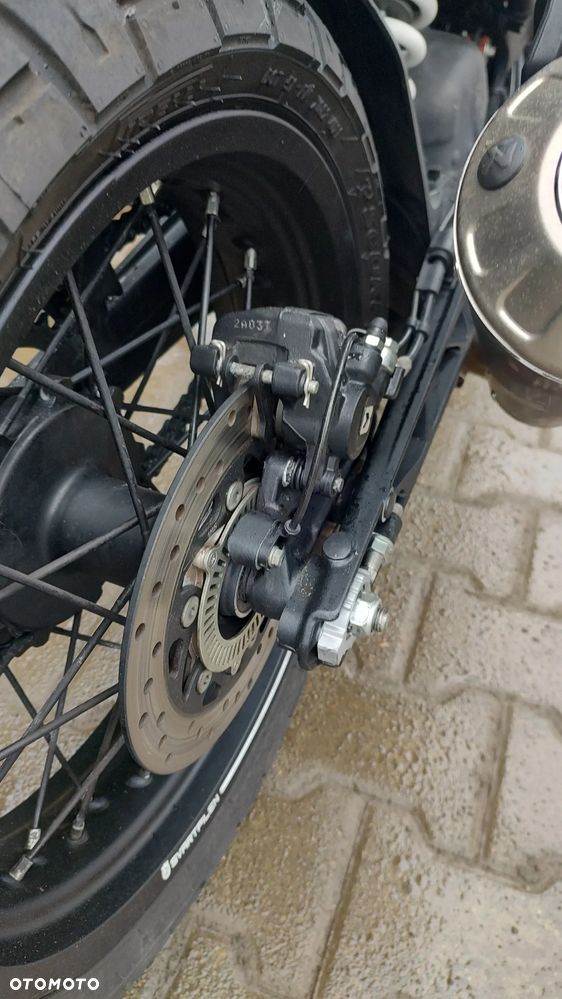 Husqvarna Svartpilen - 12