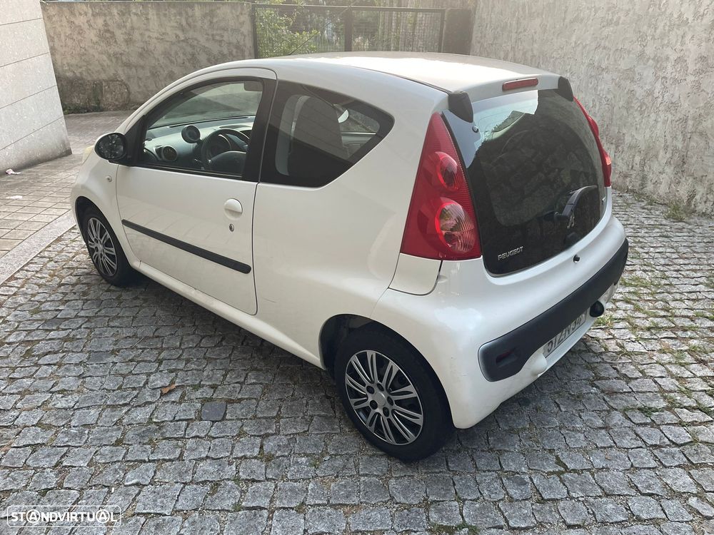 Peugeot 107 1.0 Active - 6
