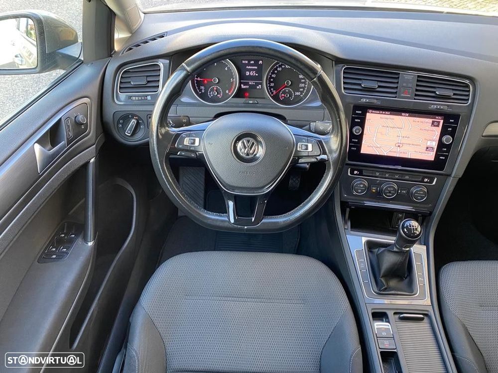 VW Golf Variant 1.6 TDi Confortline - 22