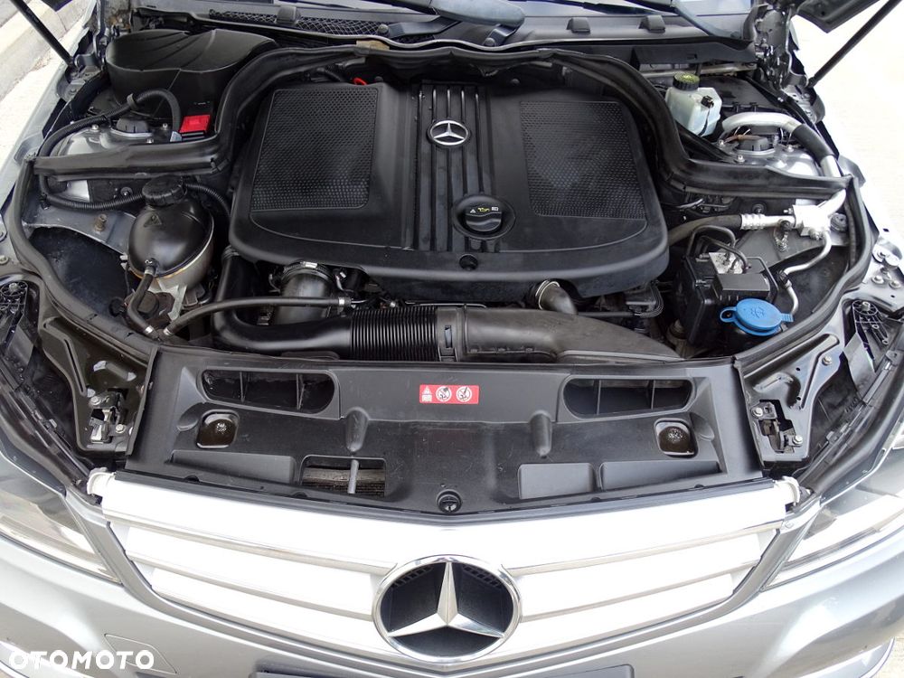 Mercedes-Benz Klasa C - 22