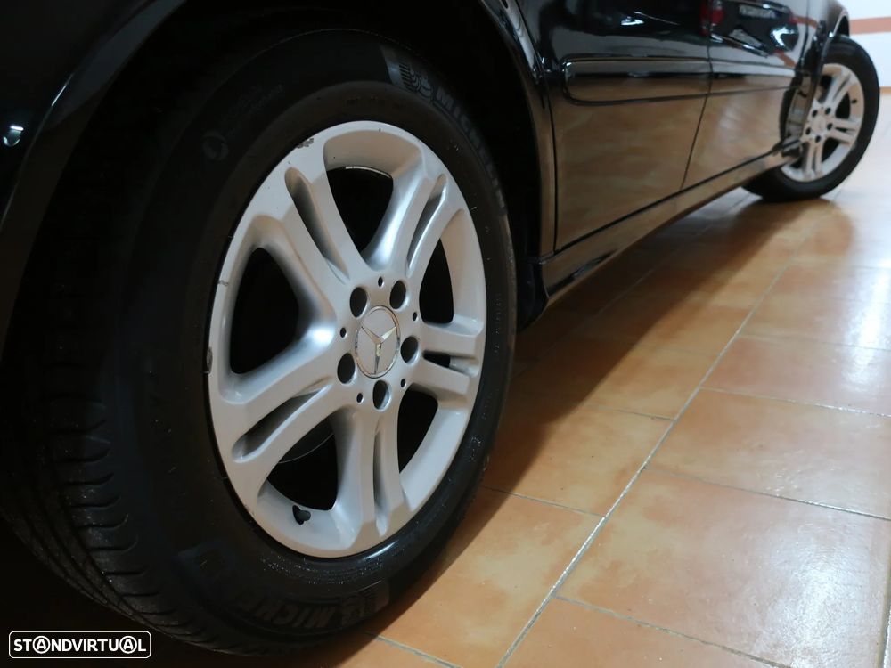 Mercedes-Benz E 200 CDI Classic - 8