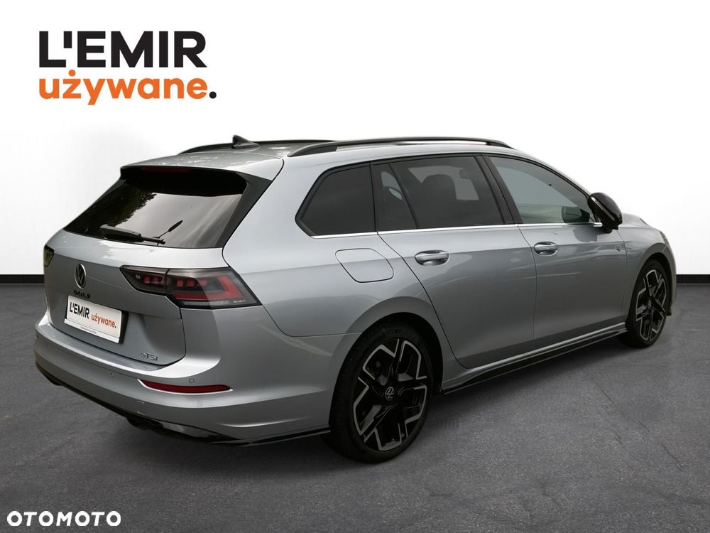 Volkswagen Golf VIII 1.5 eTSI mHEV R-Line DSG - 2