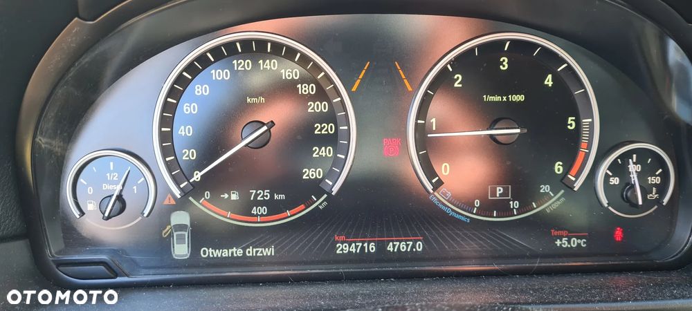 BMW Seria 5 520d xDrive Luxury Line - 9