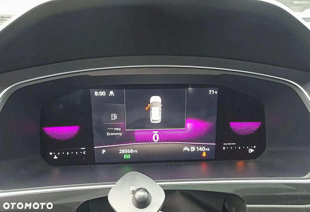 Volkswagen Tiguan - 9