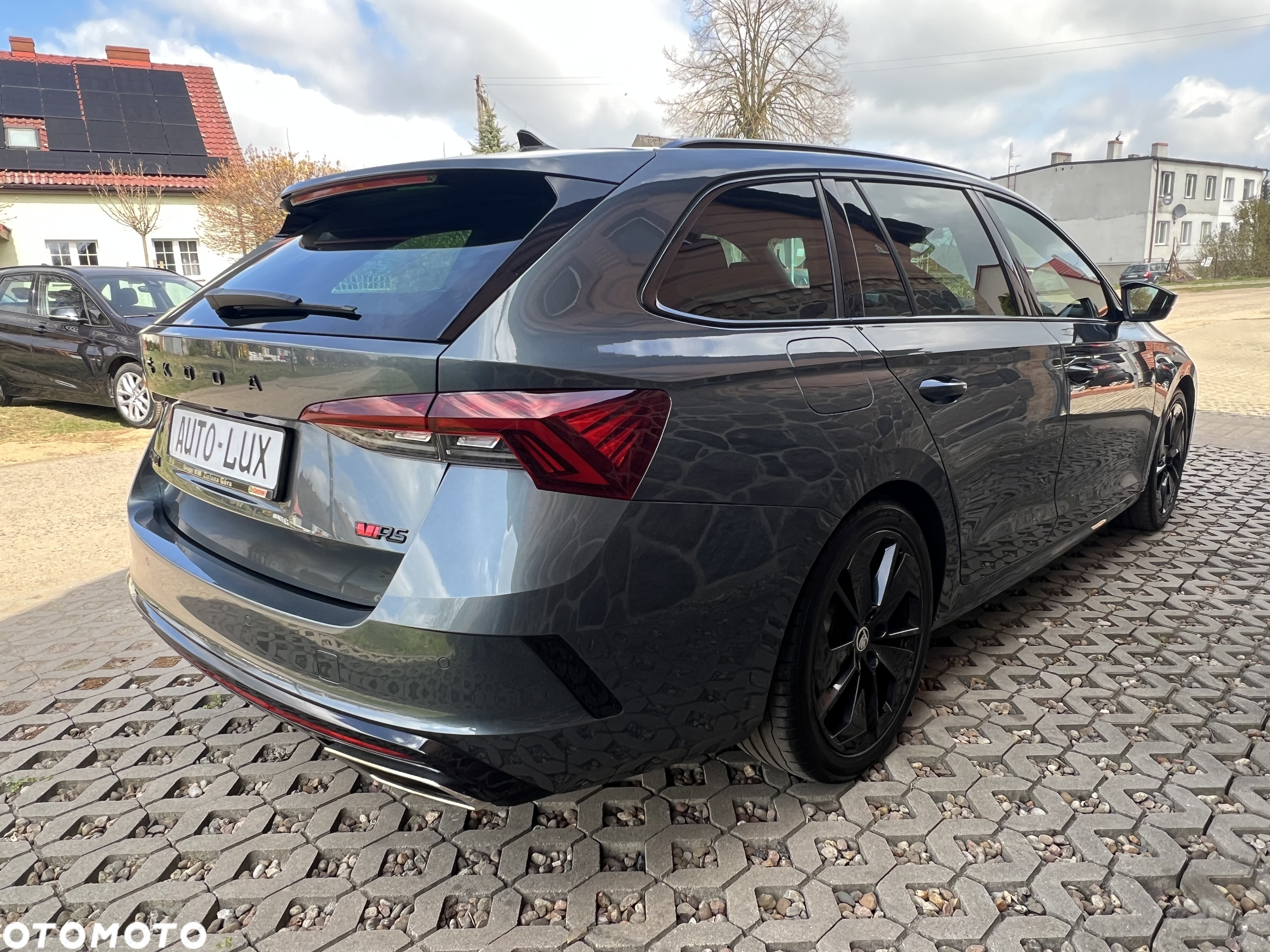 Skoda Octavia 2.0 TSI RS 245 DSG - 5