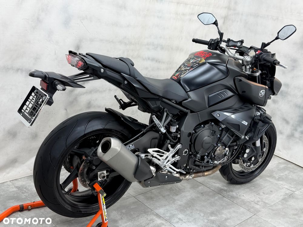Yamaha MT - 7