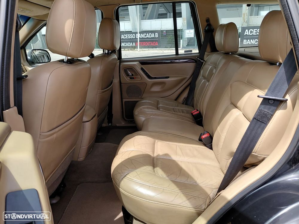 Jeep Grand Cherokee 3.1 TD Limited - 25