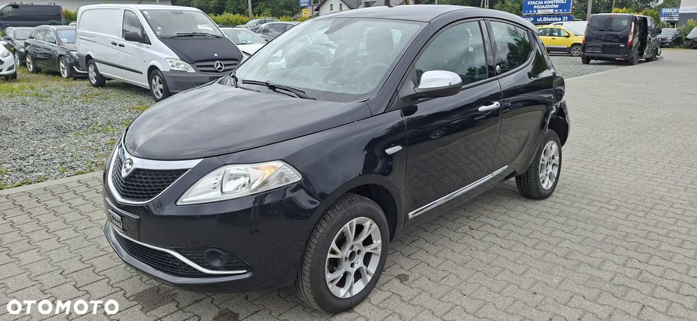 Lancia Ypsilon Y 0.9 TwinAir Turbo 8V Platinum - 2