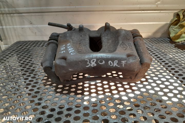 Etrier fata dreapta Opel Vivaro A [facelift] [2006 - 2014] Minivan 2. - 2