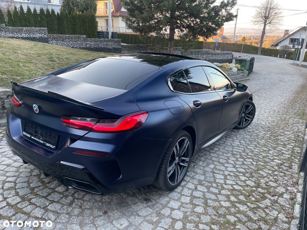BMW Seria 8 - 8