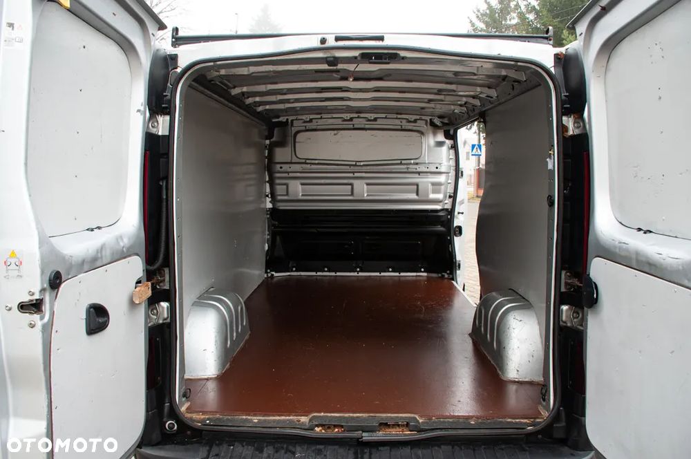 Renault Trafic - 13