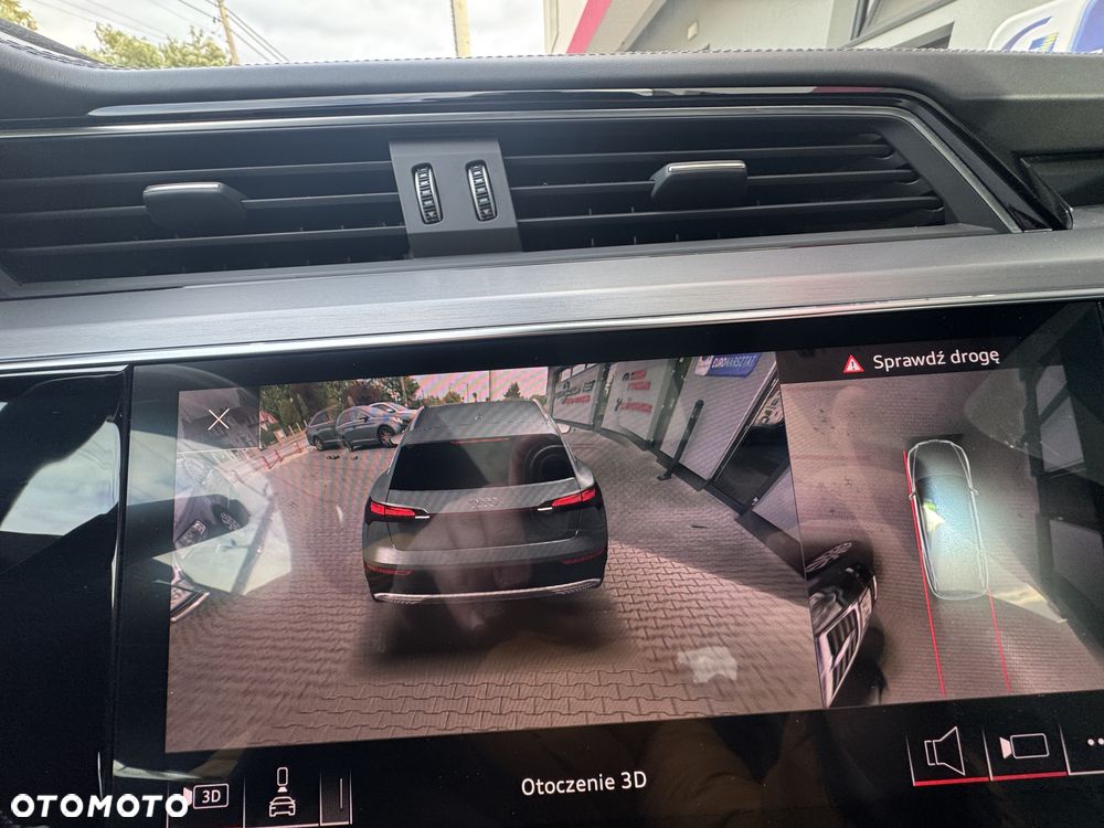 Audi e-tron 55 Quattro - 16