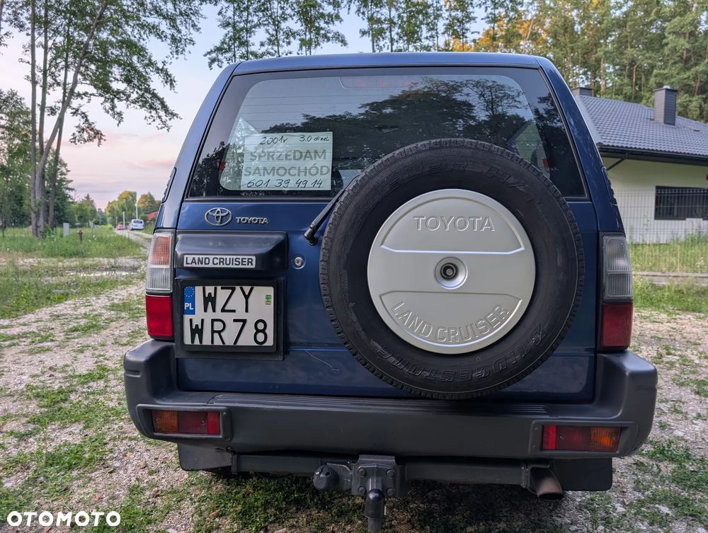 Toyota Land Cruiser - 4