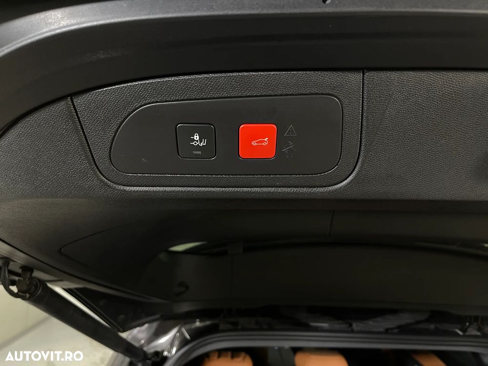 DS Automobiles DS 7 Crossback 1.6 PHeV AWD 300 EAT8 OPERA - 32