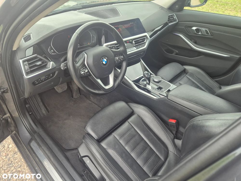 BMW Seria 3 320d Efficient Dynamics Advantage sport - 7