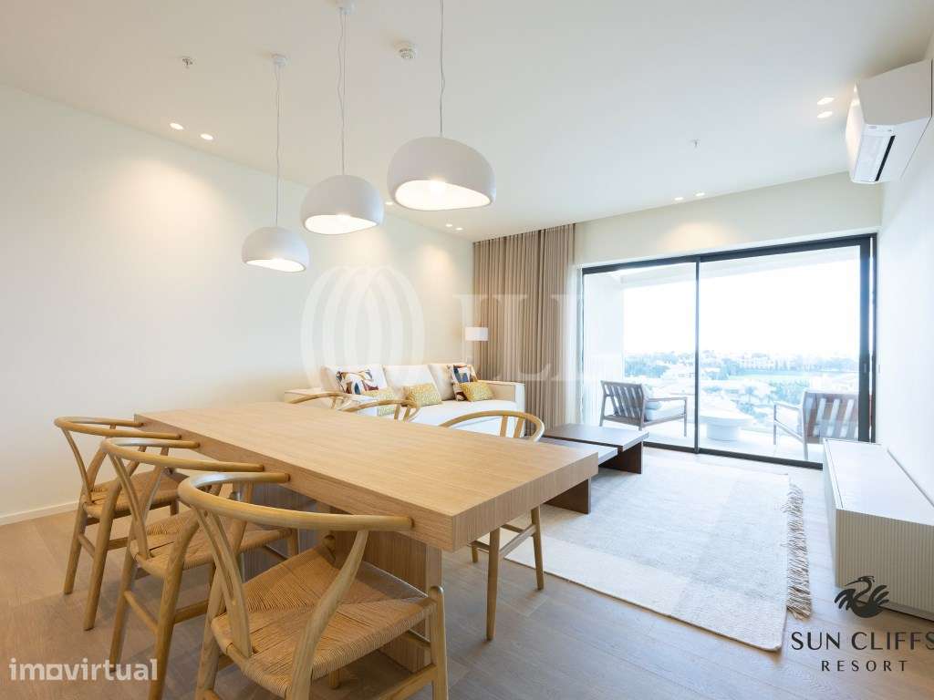 Apartamento T1+1, novo, no Sun Cliffs Resorte, em Lagos, Algarve - Grande imagem: 2/45