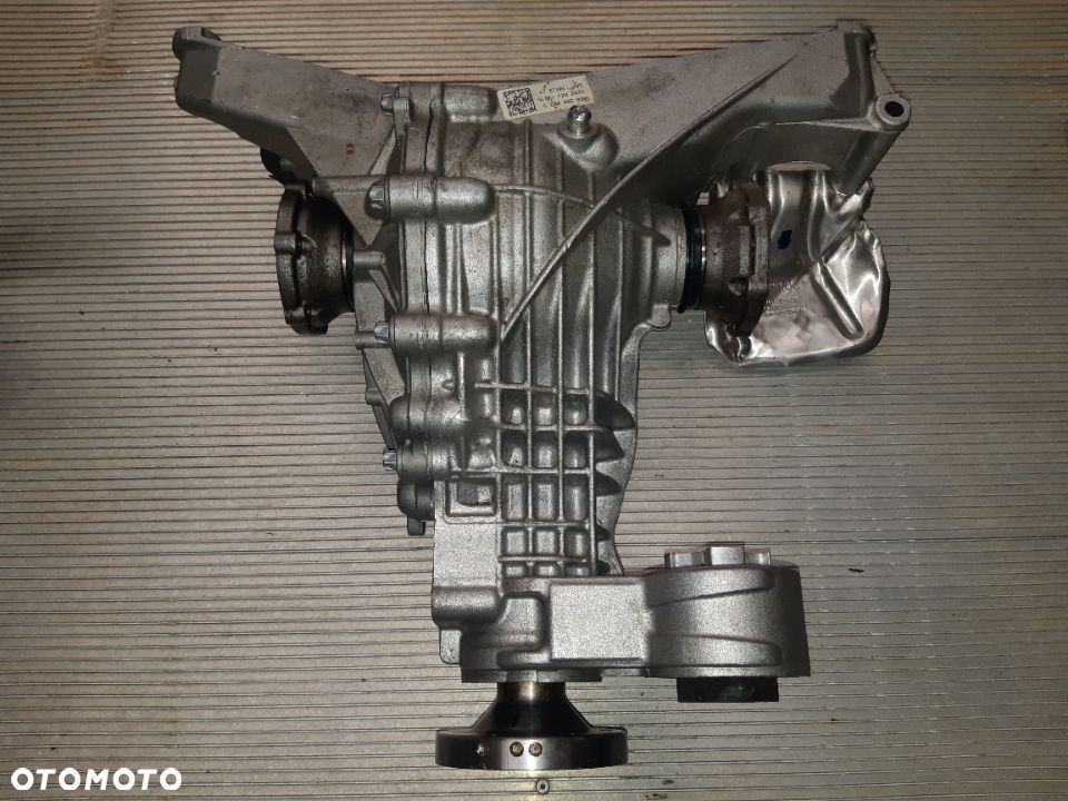 Most tylny dyferencjał Audi A4 B9 0DB500043G RZV - 1
