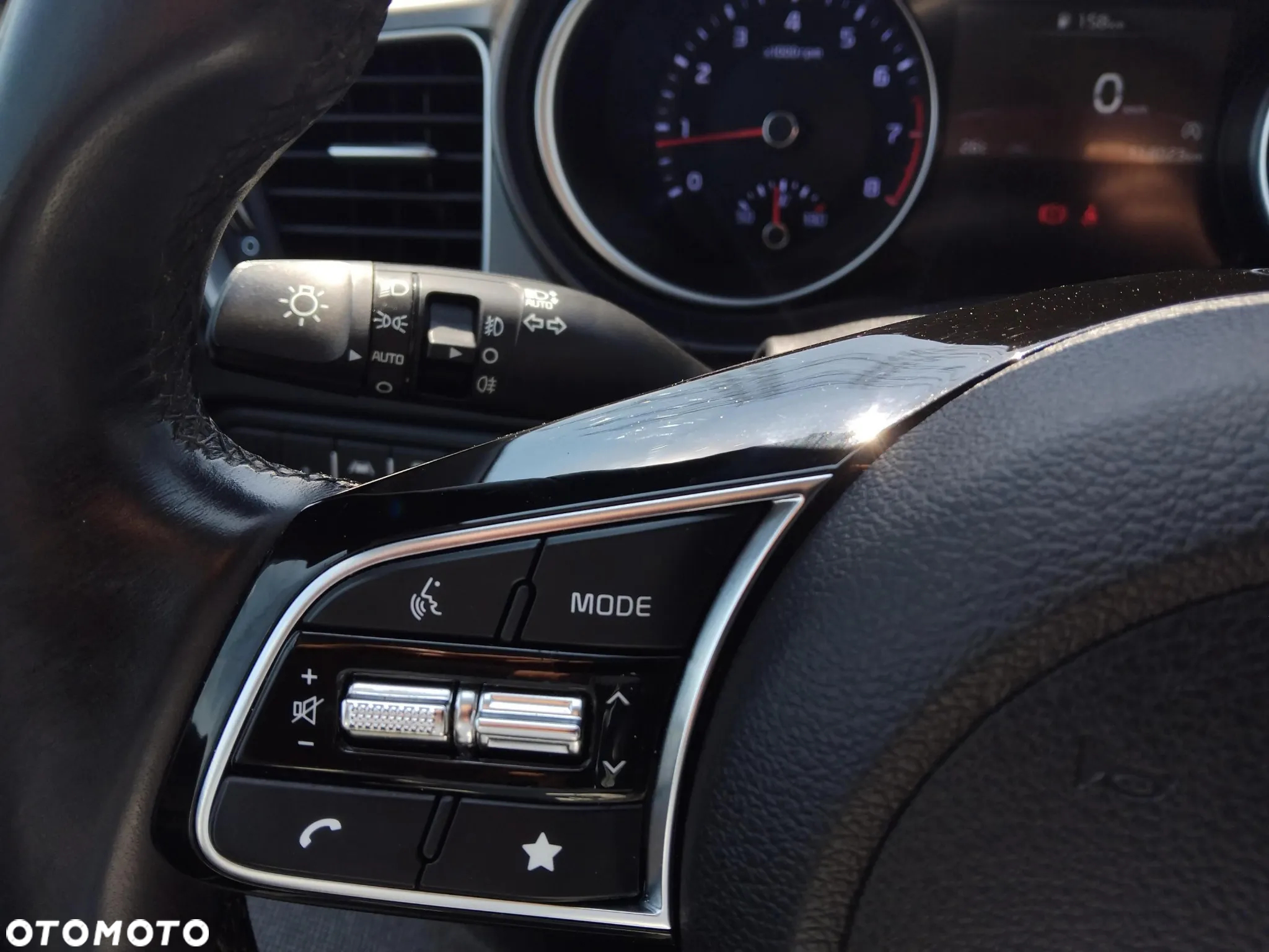 Kia Ceed 1.5 T-GDI M - 21