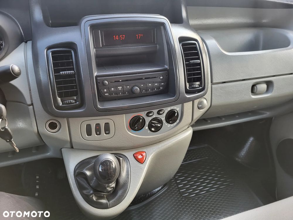 Renault Trafic - 29