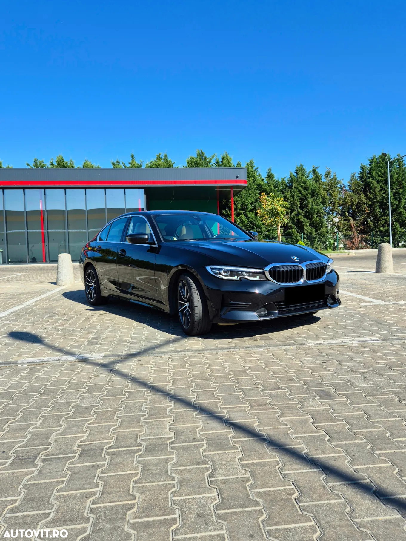 BMW Seria 3 330i AT Sport Line - 28