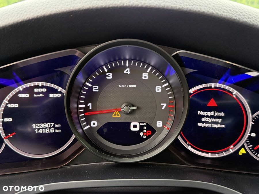 Porsche Cayenne Tiptronic S - 23