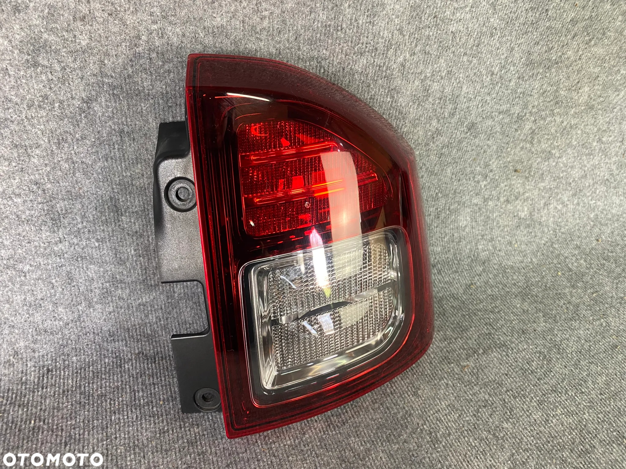 LAMPA TYLNA TYŁ PRAWA - JEEP COMPASS I LIFT LED 13-16 - 4