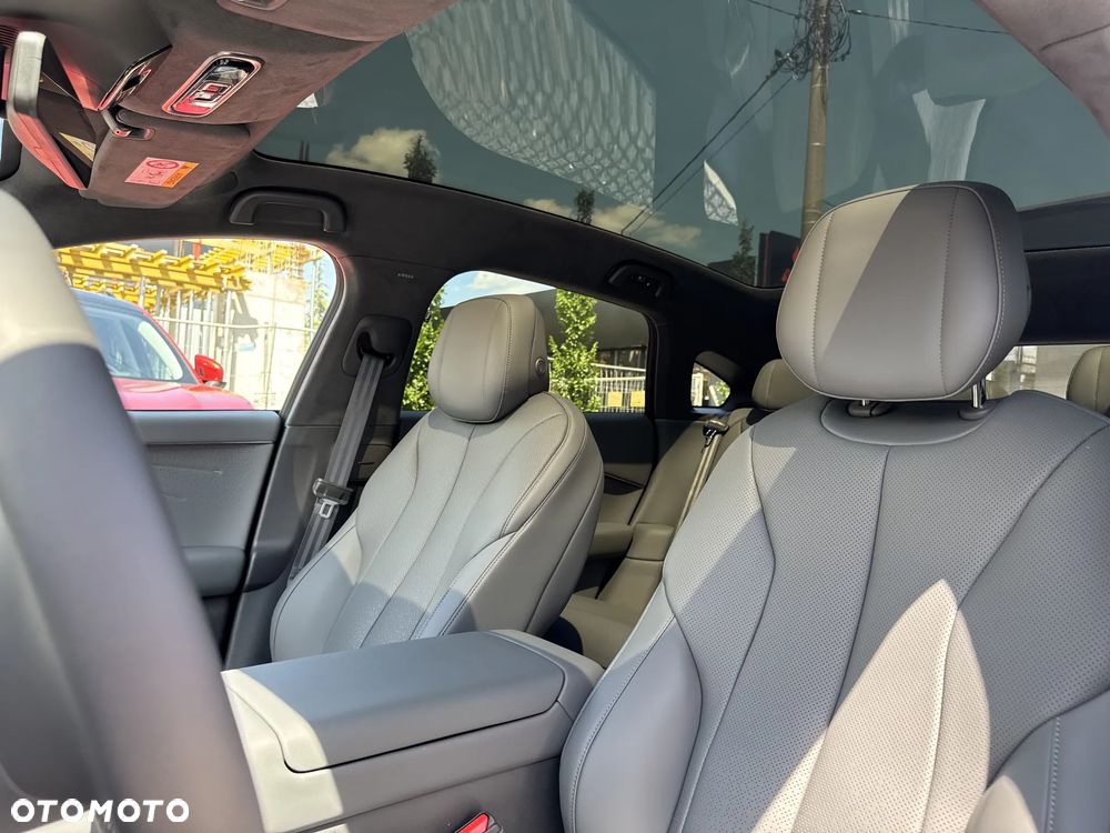 XPeng P7+ 74.9 kWh RWD Long Rage Pro - 9