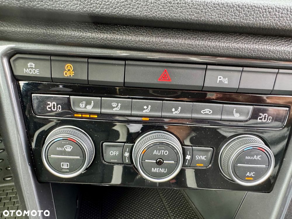 Volkswagen T-Roc 2.0 TDI SCR DSG Sport - 23
