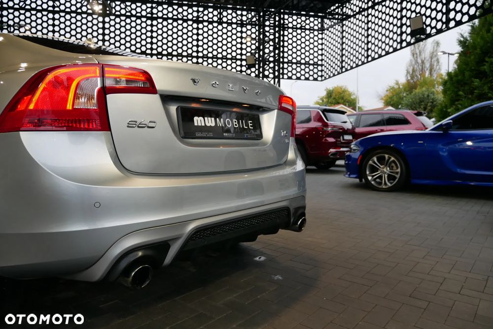 Volvo S60 T5 Geartronic - 34