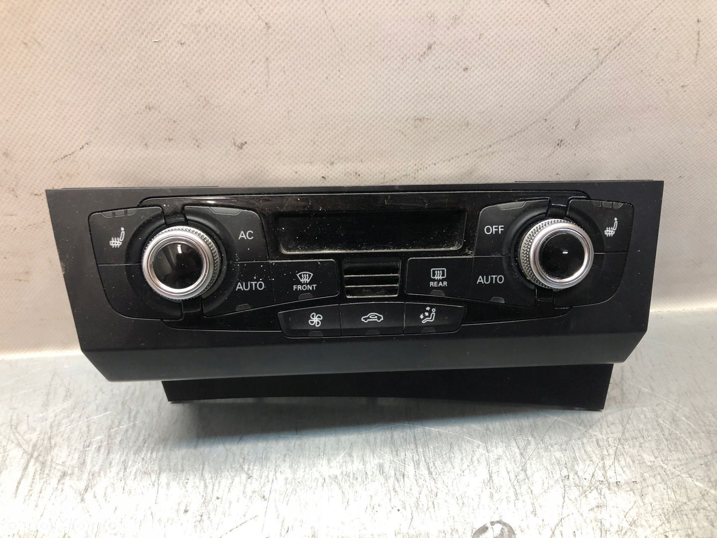 PANEL KLIMATYZACJI A4 B8 A5 LIFT 8K2820043AJ - 1