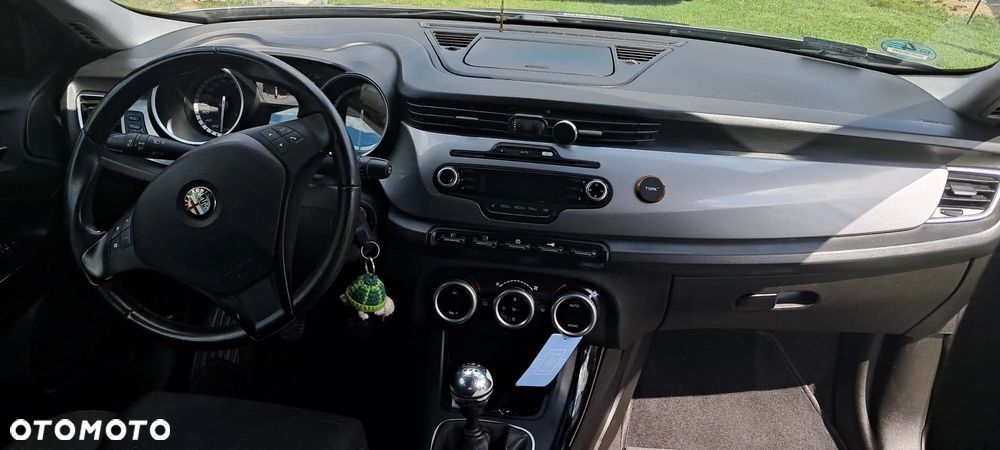 Alfa Romeo Giulietta 2.0 JTDM Distinctive - 7