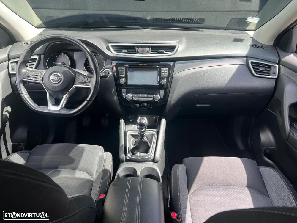Nissan Qashqai 1.5 dCi N-Connecta J18+Led — fotografia 7