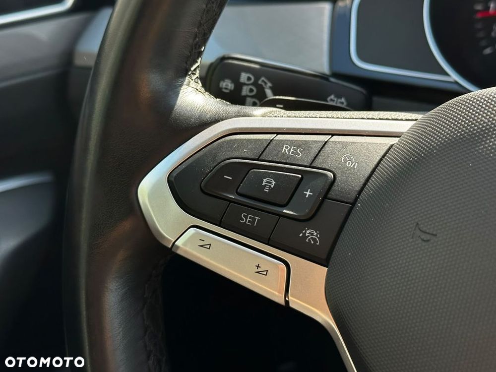 Volkswagen Passat 2.0 TSI Business DSG - 14