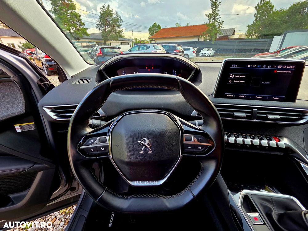Peugeot 3008 PureTech 130 Stop & Start GPF Allure - 26