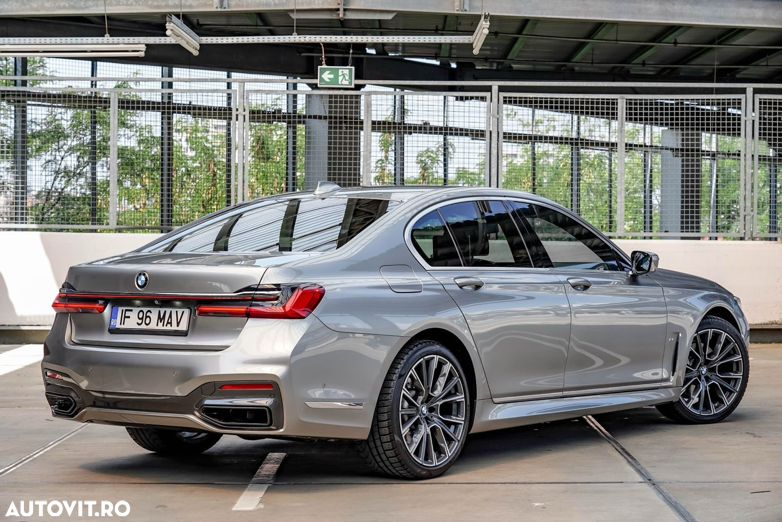 BMW Seria 7 730d - 11
