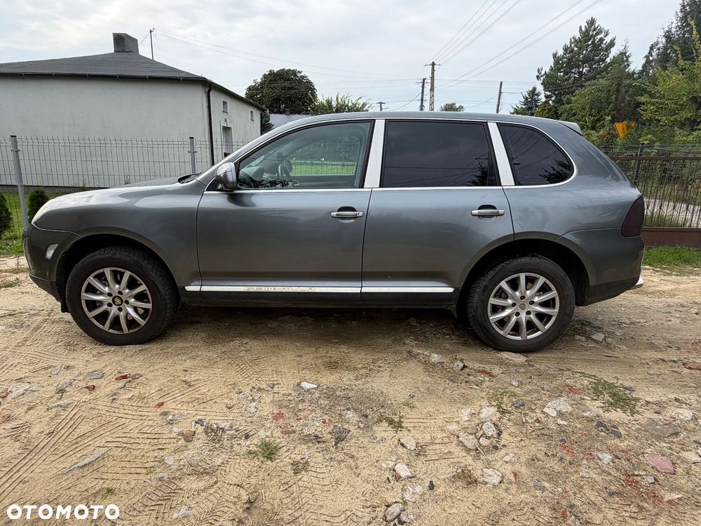 Porsche Cayenne 2003 photo 2