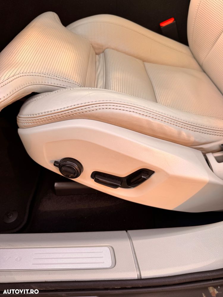 Volvo XC 60 D4 Inscription - 17